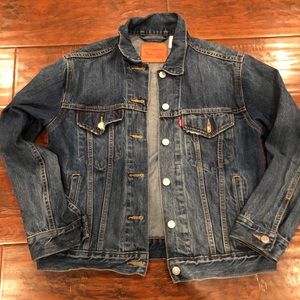 Levi’s Jean Jacket size s